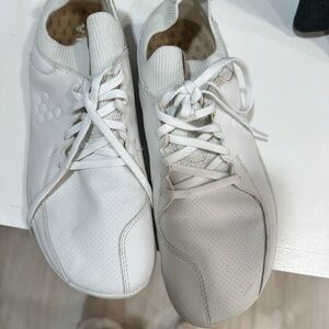 Vivo Barefoot Women's Sneakers - White and Cream